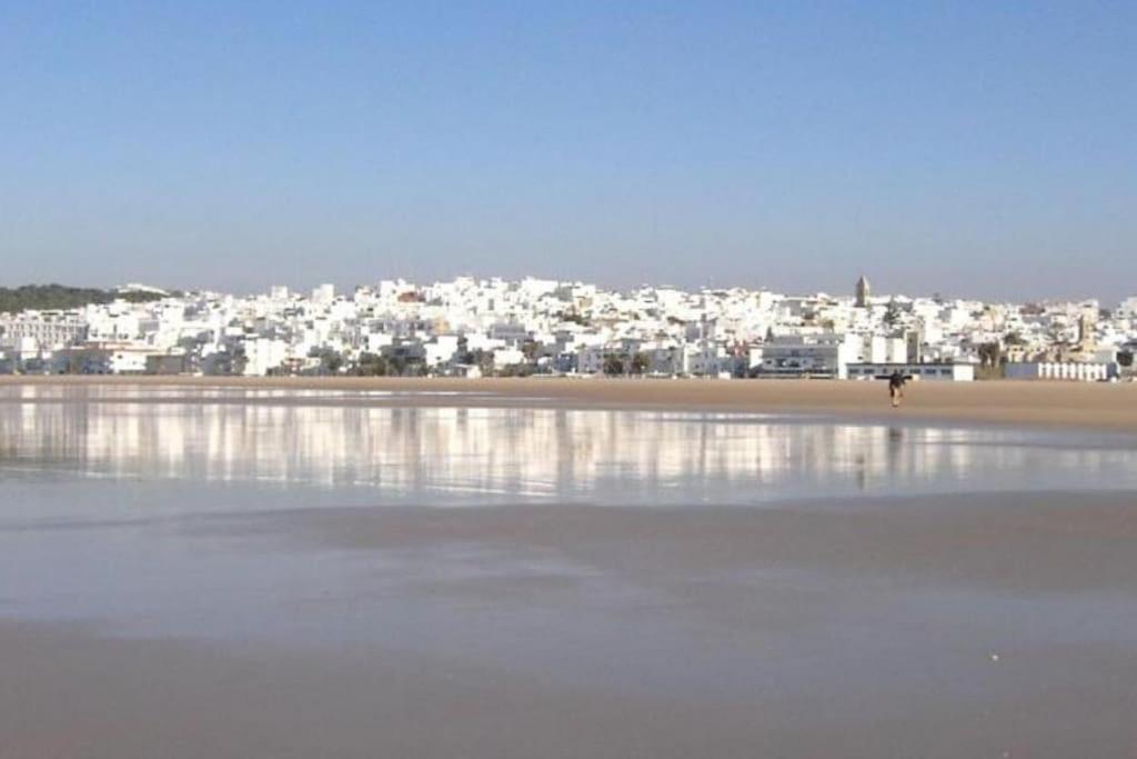 Casa Lola Conil, Azotea Al Mar Y Parking Solo Familias O Parejas Villa Conil De La Frontera Buitenkant foto