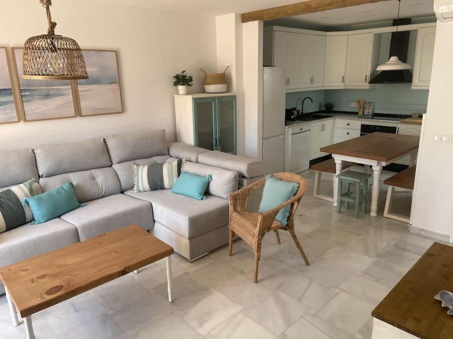 Casa Lola Conil, Azotea Al Mar Y Parking Solo Familias O Parejas Villa Conil De La Frontera Buitenkant foto